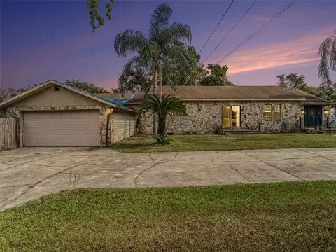 1910 E Pollock Rd, Lakeland, FL 33813