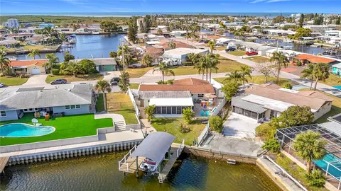 12832 3rd Isle, Hudson, FL 34667