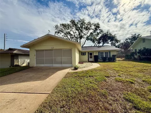8704 Winding Wood Dr, Port Richey, FL 34668