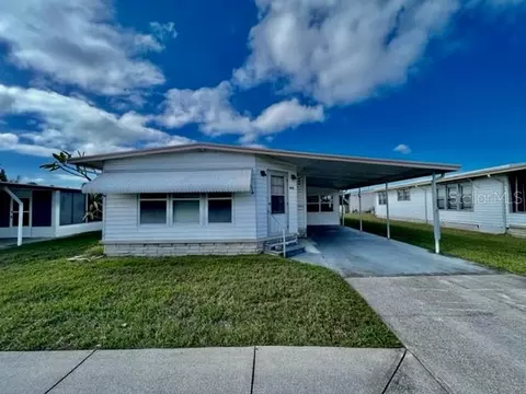 10811 Freedom Dr, Port Richey, FL 34668