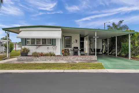 10929 Tioga Dr, Port Richey, FL 34668