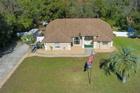 2137 W Middle Ln, Lecanto, FL 34461