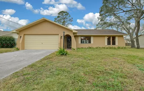 359 Portland Ave, Spring Hill, FL 34606