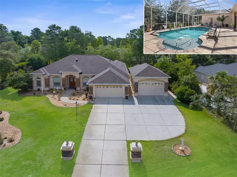 10124 Southern Breeze Ct, Weeki Wachee, FL 34613