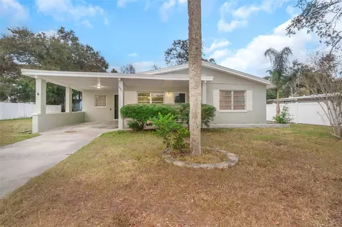 5931 Pine St, New Port Richey, FL 34652