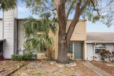 4712 Stonepointe Pl, Tampa, FL 33634