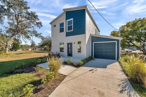 5746 Meadowlane St, New Port Richey, FL 34652