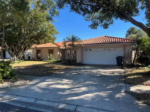 3151 Carlos Dr, Dunedin, FL 34698