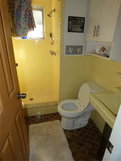 Bath - 13618 Stacey Dr, Hudson, FL 34667 photo 1 of 2
