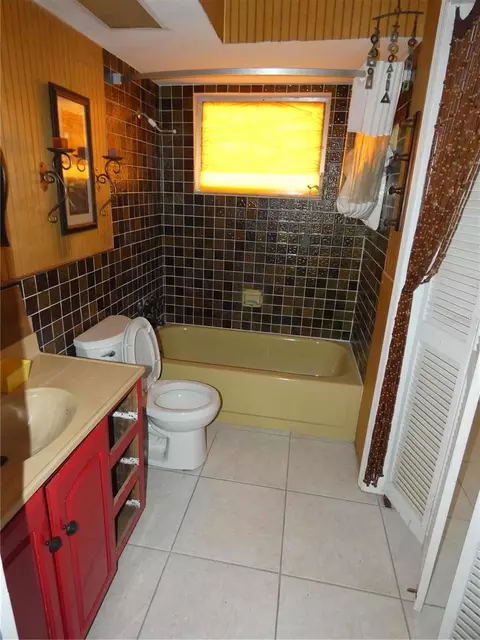 Bath - 13618 Stacey Dr, Hudson, FL 34667 photo 2 of 2
