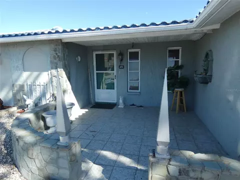 Exterior - 13618 Stacey Dr, Hudson, FL 34667 photo 4 of 7