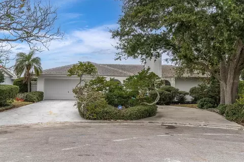 3707 Corsair Ct, New Port Richey, FL 34652