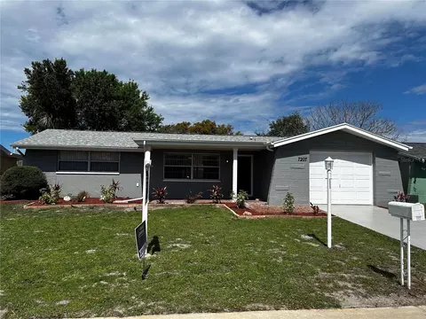 7207 Nova Scotia Dr, Port Richey, FL 34668
