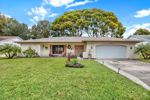 8809 Shoemaker Ln, Hudson, FL 34667 photo 1