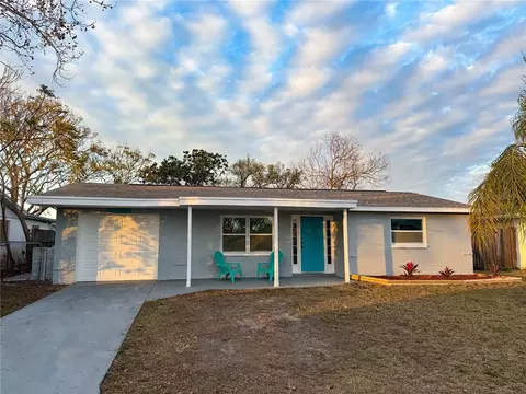 7325 Ivanhoe Dr, Port Richey, FL 34668