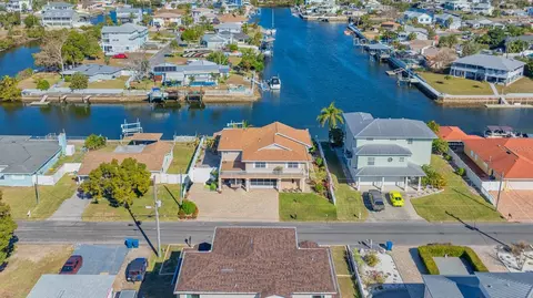 3345 Gulfview Dr, Hernando Beach, FL 34607