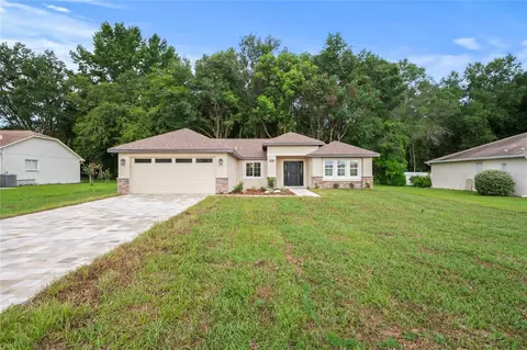8001 Epworth Dr, Brooksville, FL 34601