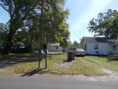 5827 39th St N, Saint Petersburg, FL 33741