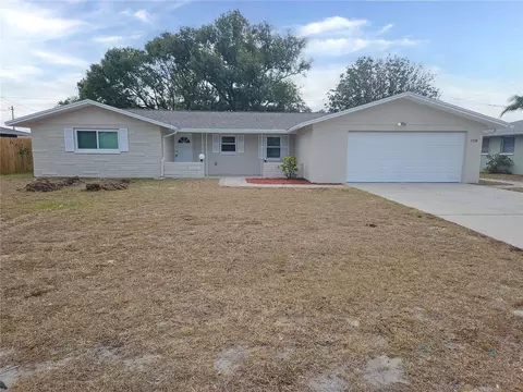 7538 Bougenville Dr, Port Richey, FL 34668