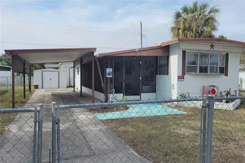 2103 Shady Cove Dr, Holiday, FL 34691