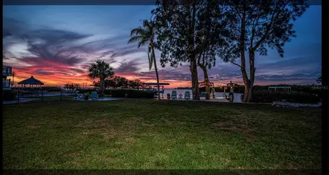 1624 Sea Breeze Dr, Tarpon Springs, FL 34689