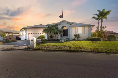 3912 Rudder Way, New Port Richey, FL 34652