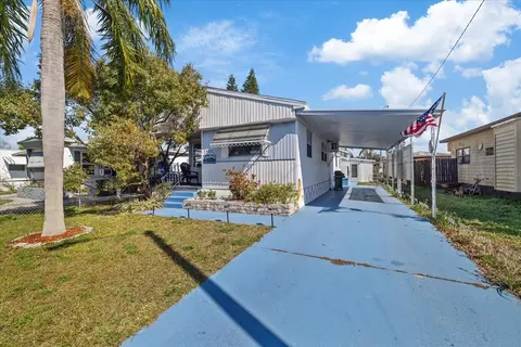 2050 Lullaby Dr, Holiday, FL 34691