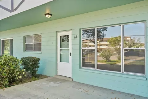 2042 Australia Way W #14, Clearwater, FL 33763