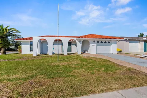 5835 Mockingbird Dr, New Port Richey, FL 34652