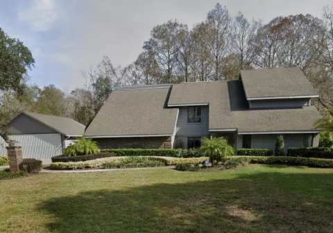 8600 Cessna Dr, New Port Richey, FL 34654