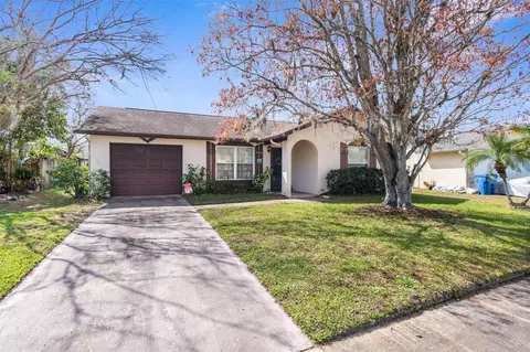 7810 Putnam Cir, New Port Richey, FL 34655