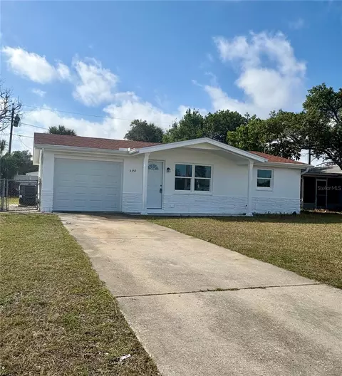 5352 Palm Dr, New Port Richey, FL 34652
