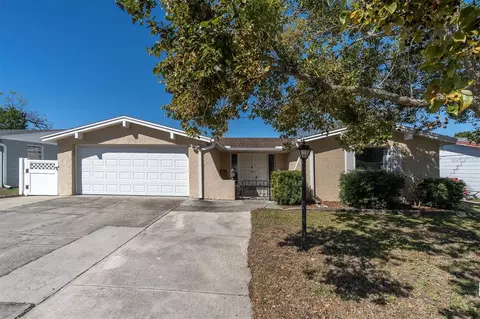 9035 Prosperity Ln, Port Richey, FL 34668