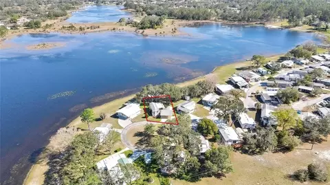 9448 Cougar Dr, Weeki Wachee, FL 34613