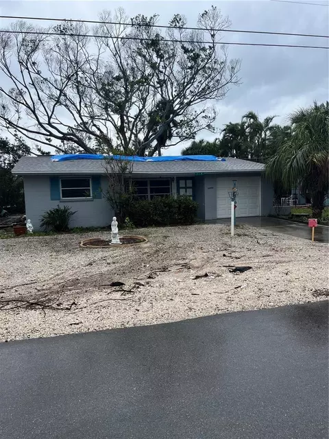 109 Los Cedros Dr, Anna Maria, FL 34216
