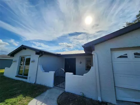 6034 Seabreeze Dr, Port Richey, FL 34668