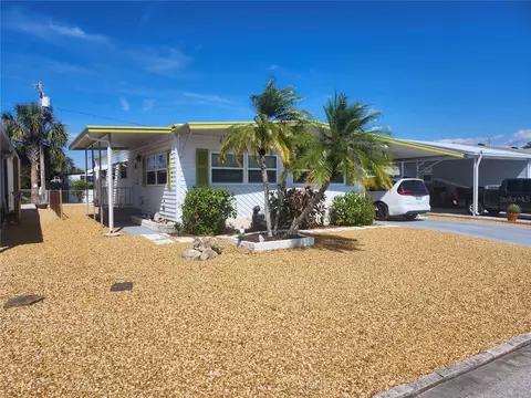 5725 Columbia Dr, New Port Richey, FL 34652