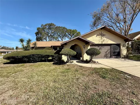 13318 Whaler Dr, Hudson, FL 34667