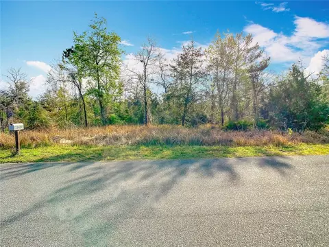 11426 Maripoe Rd, Weeki Wachee, FL 34614