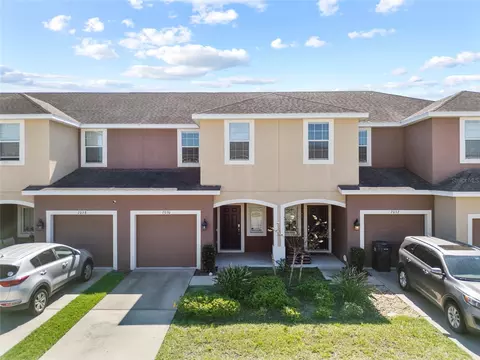 7030 Woodchase Glen Dr, Riverview, FL 33578