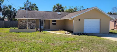 8528 Viva Via Dr, Hudson, FL 34667