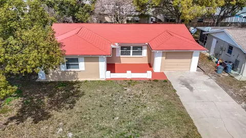 7735 Hawthorn Dr, Port Richey, FL 34668