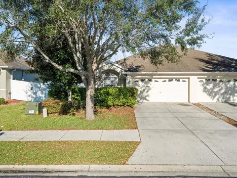 3877 Crossline Dr, Spring Hill, FL 34609
