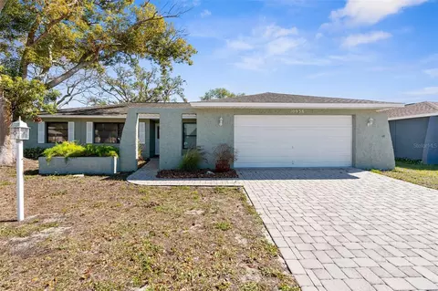 10938 Water Oak Dr, Port Richey, FL 34668