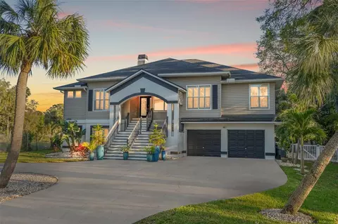 625 Lafayette Blvd, Oldsmar, FL 34677