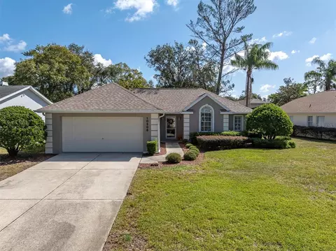 10308 Pineneedles Dr, New Port Richey, FL 34654