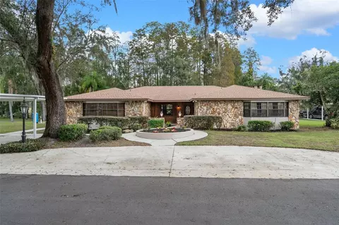 19019 3rd St NE, Lutz, FL 33549