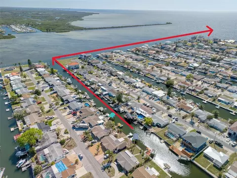 13637 Allyn Dr, Hudson, FL 34667