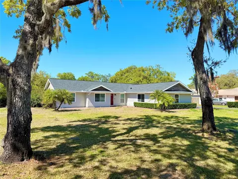 8261 Sycamore Dr, New Port Richey, FL 34654