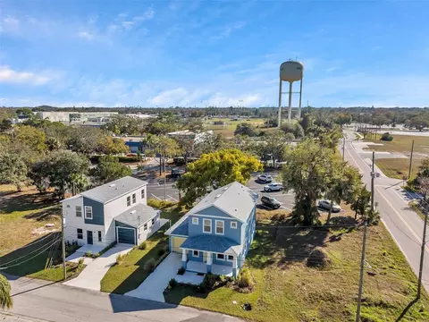 5736 Meadowlane St, New Port Richey, FL 34652